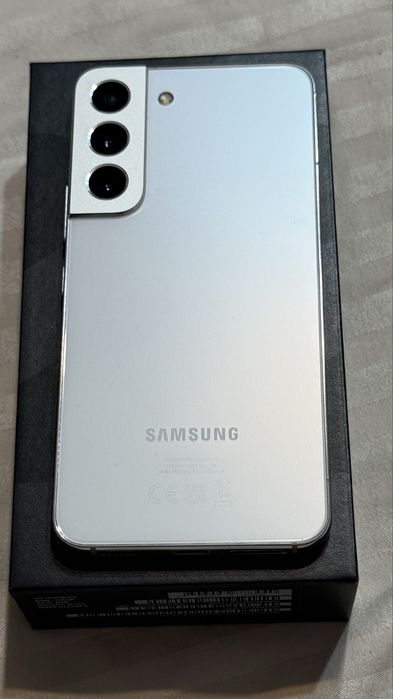 Samsung Galaxy S22 impecabil