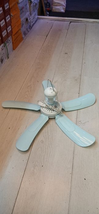 Vintilator tepaga urnatiladigon 5ta parrak 1ta skoris