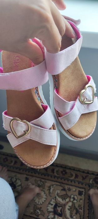 Босоножки на девочку