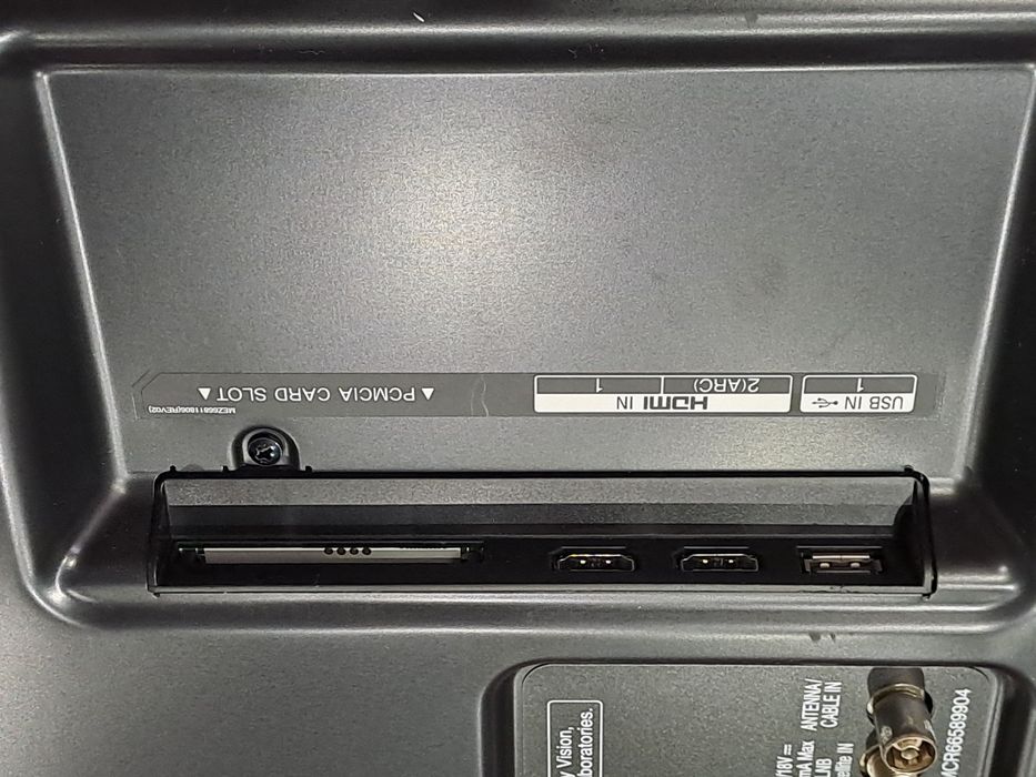 Телевизор LG 43UJ670V