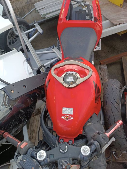 Honda CBR 600 f4 sport на части