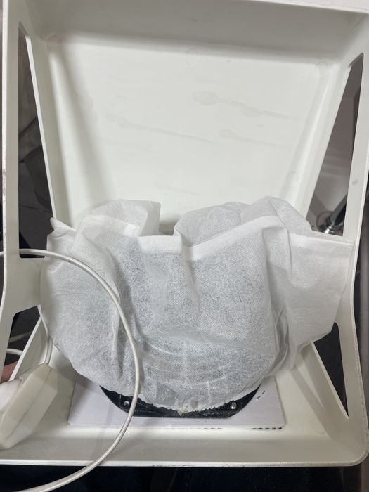 Пылесос, вытяжка для маникюра