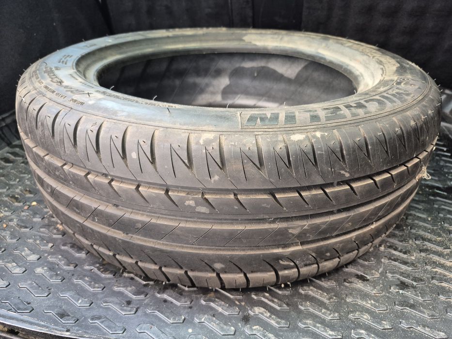 Vand 1 Anvelopa Michelin ,dimensiunea 215/55/17,94w,MODEL Pilot Exalto