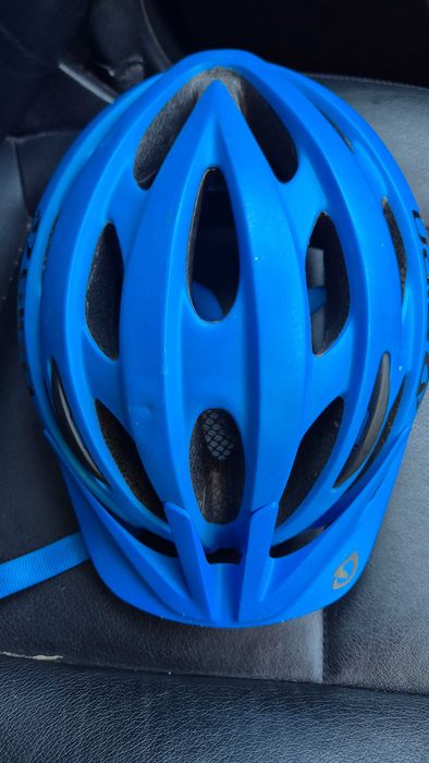 Детска велосипедна каска Giro Raze