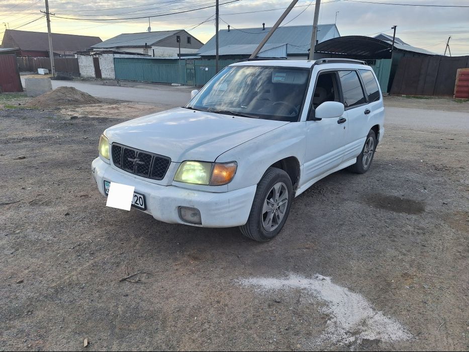 Субару форестер .