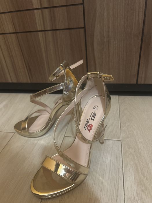 Официални токчета с висок ток