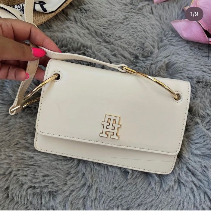 Calvin Klein Tommy Hilfiger Fossill чанти нови