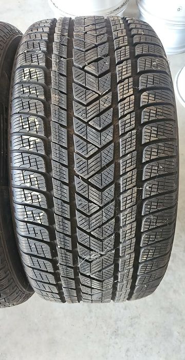 285/45/19цола Pirelli