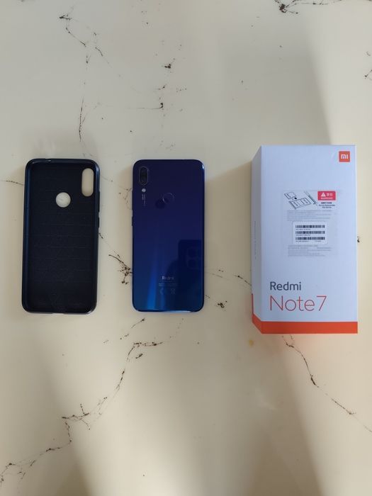 Xiaomi Redmi Note7.4GB/64GB.  Неразличим от нов! Пълен комплект.
