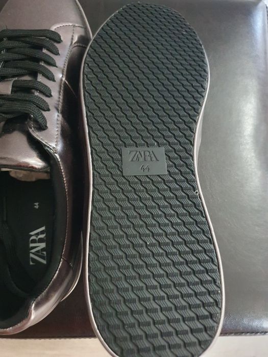 Adidasi barbati Zara din piele metal noi 44