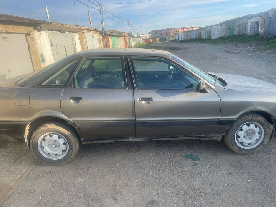 Продам Ауди 80 б3