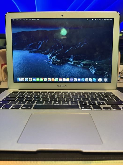 MacBook Air (13-inch, Mid 2013)