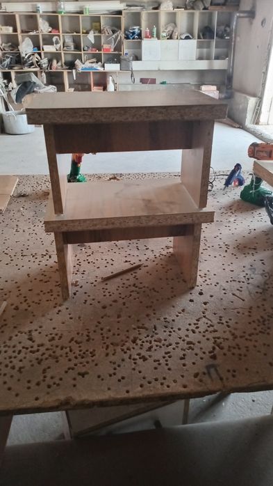 Табуретка новый.