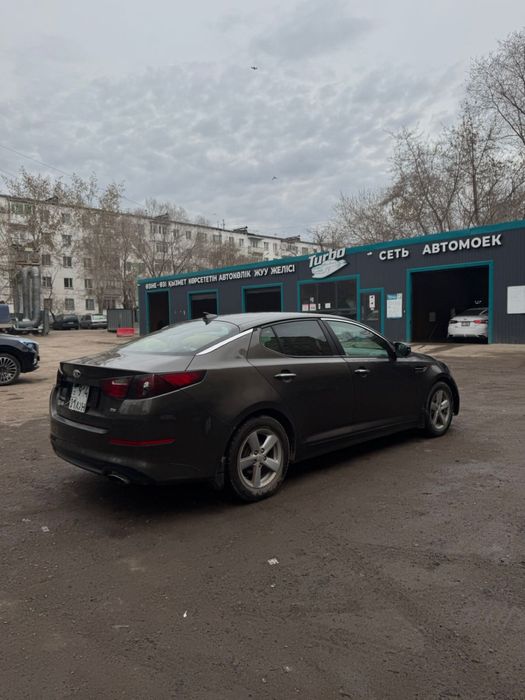 Продается легковая машина Kia Optima