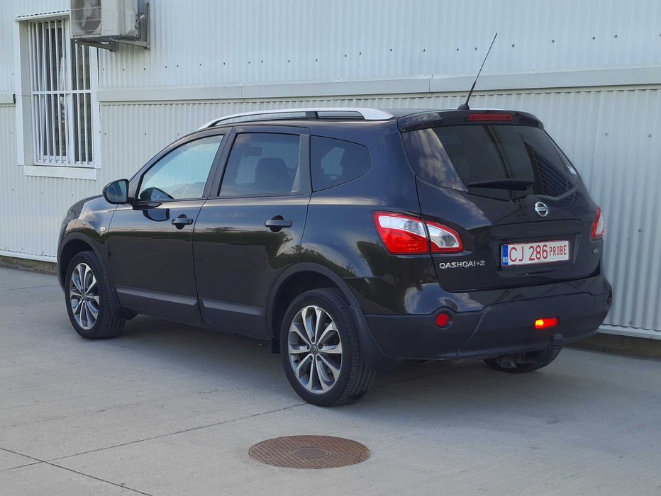 Nissan Qashqai+2/7loc. Tekna 2.0D 4x4 RAR facut.