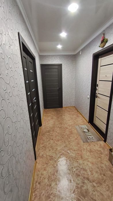 Продам квартиру на Юго-Востоке Степной -2