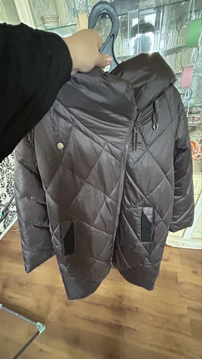 Продам зимнюю куртку