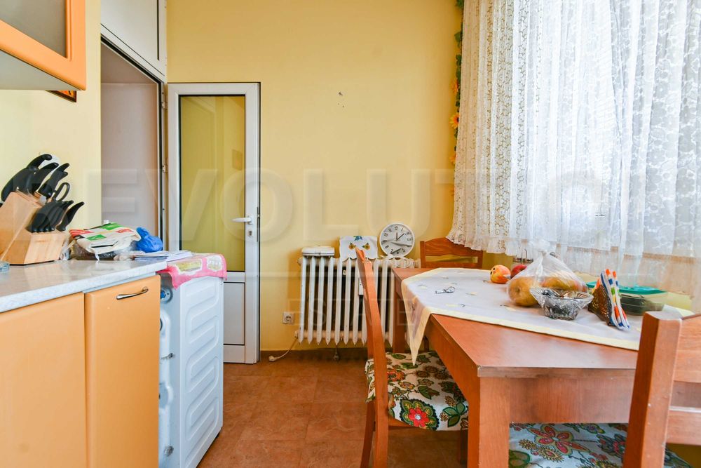 Продава се Двустаен апартамент в София, Борово - 64 кв.м за 2327 €/кв.м - Снимка #4