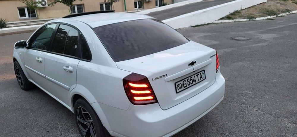 Ласетти 1,6 автомат