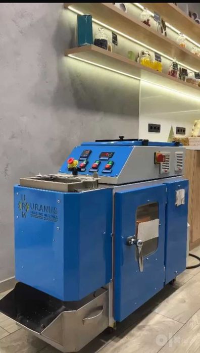 Продается профессиональное оборудование для обжарки орехов и семечек