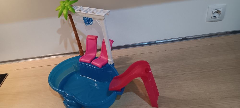 Басейн за барбита, 10 лв