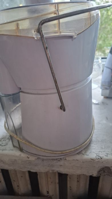 Соковыжималка скарлет