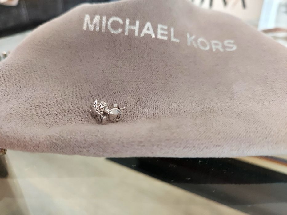 Cercei Michael Kors model cheita