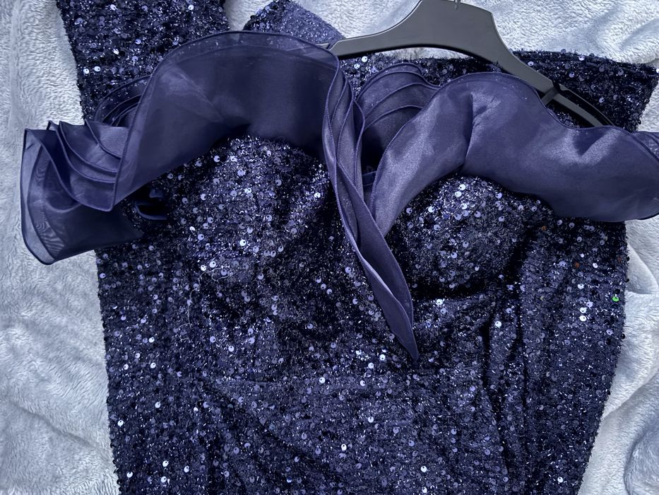 Дълга официална рокля