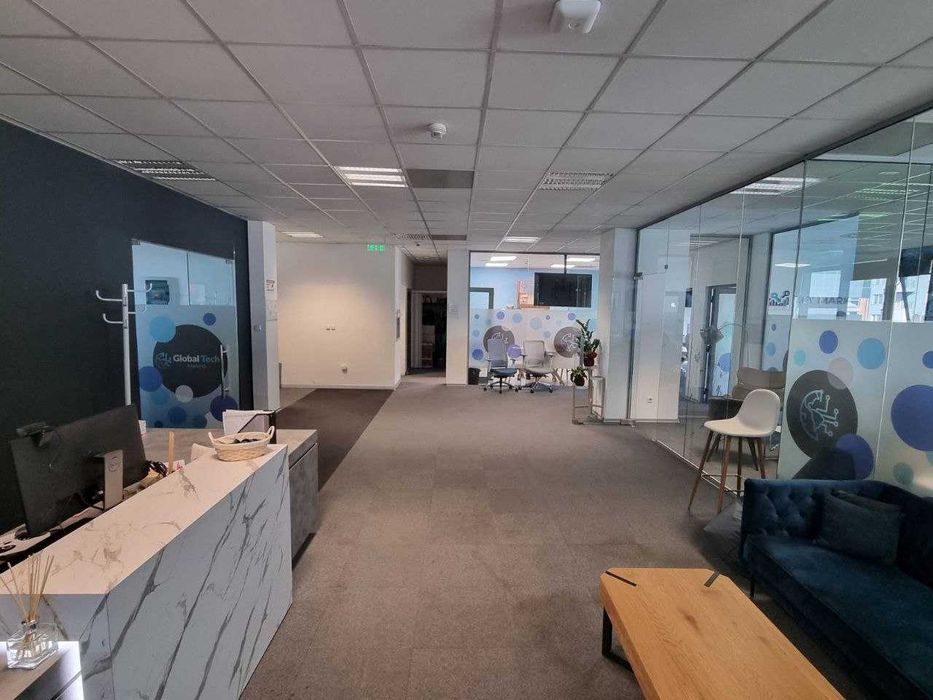 Дава се под наем Офис в София, Малинова долина - 565 кв.м за 5650 € - Снимка #3