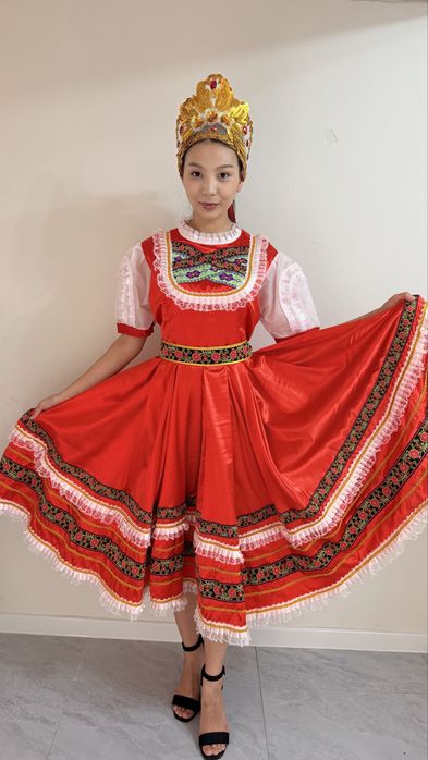 Национальние костюмы