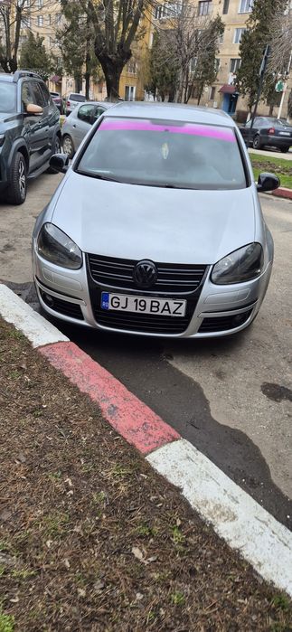 Vând Vw Golf V  1.9TDI