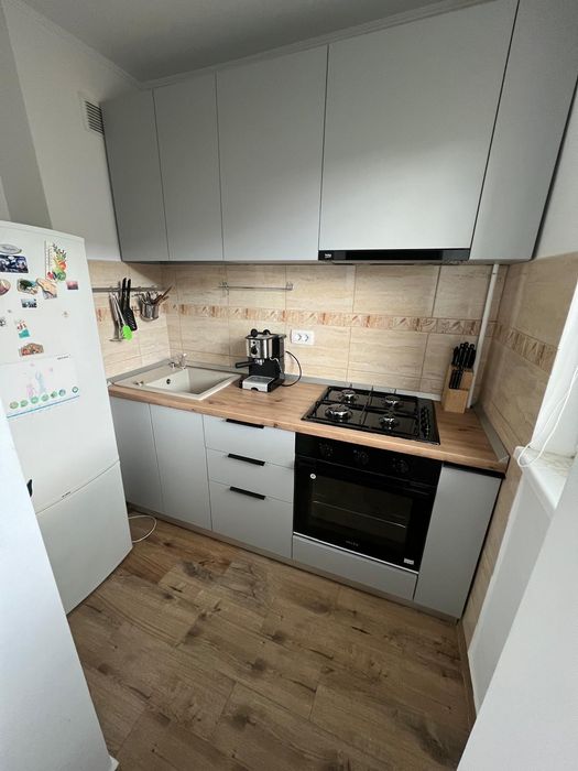 Proprietar vand Garsoniera Renovata  langa Metrou Lujerului