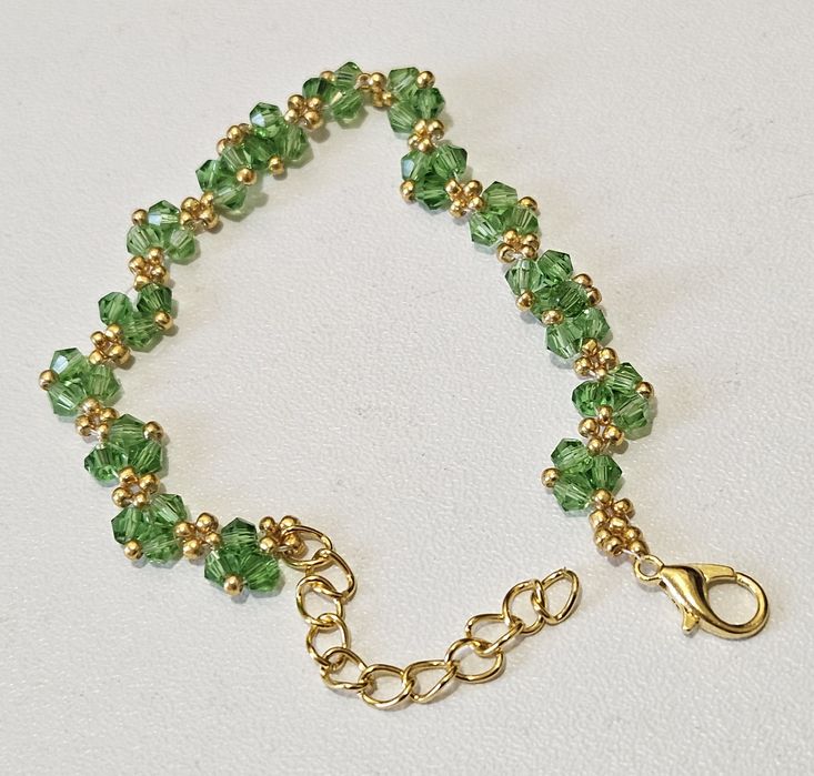 Гривни от мъниста