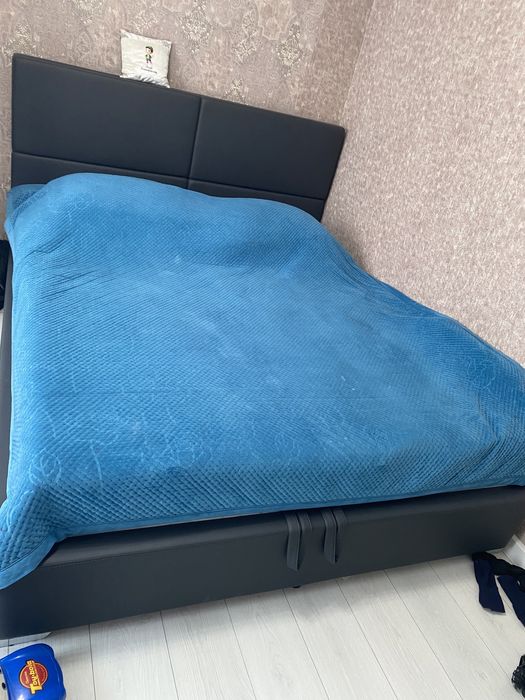 Кровать двуспальный