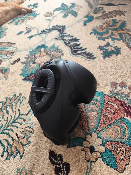 Продам шлем для бокса