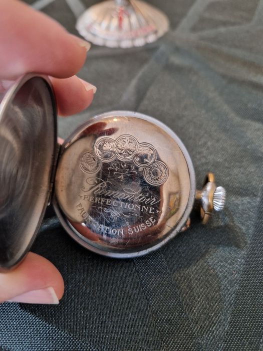 Рядък антикварен колекционерски швейцарски джобен часовник Ibaria