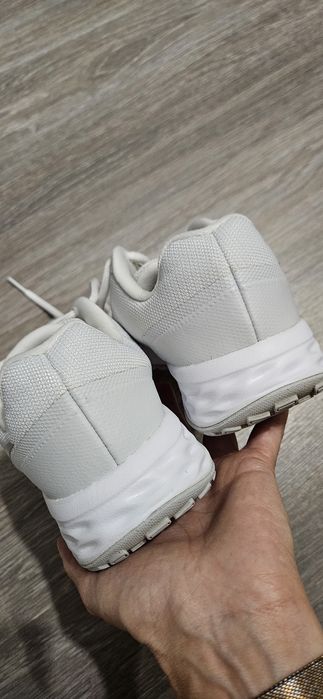 Сникърси Ted Baker и маратонки Nike