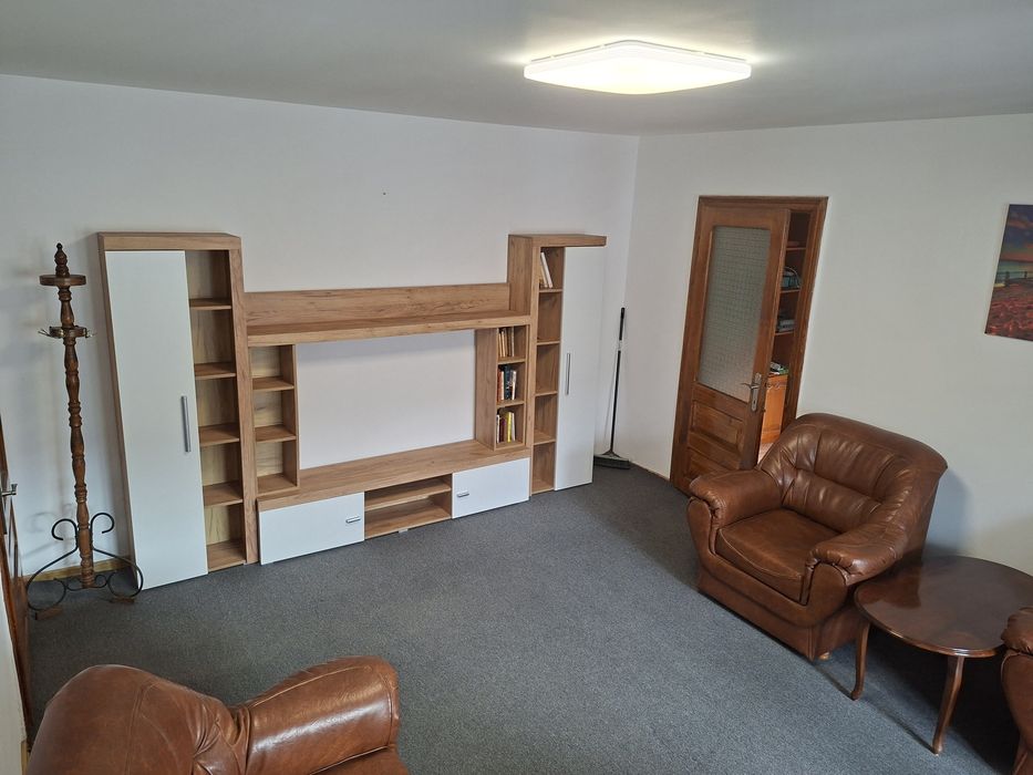 Vand apartament 2 camere