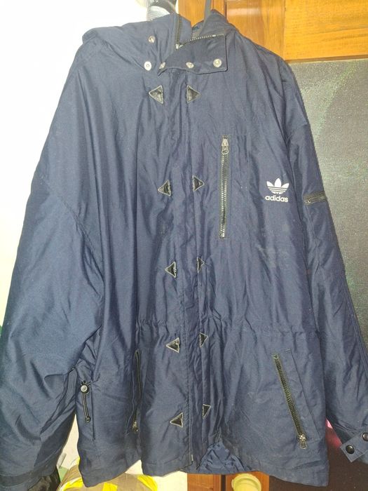 geaca adidas XXXL cu gluga si buzunare cu fermoare