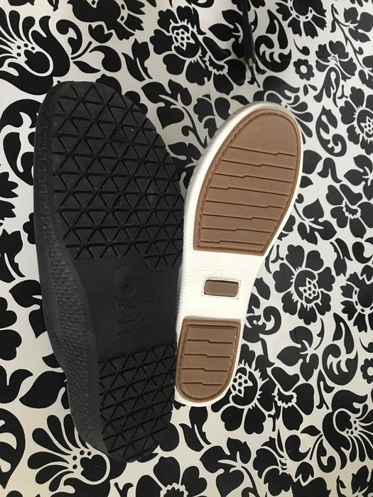 saboti asistent medicinali PIELE - NR.40(ALBI)