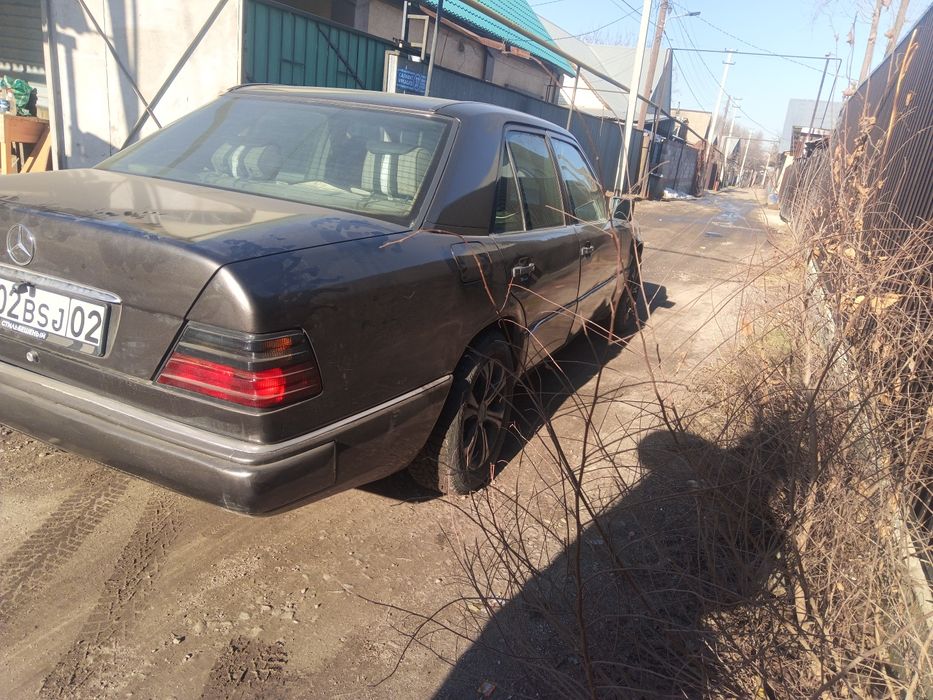 Продам Мерседес Е200