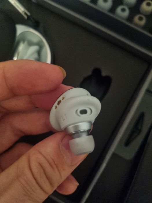 Продам наушник наушники оригинальные