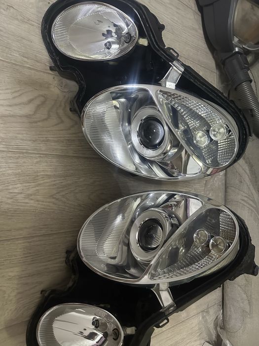 Фары на Мерс w211 Би лед линзы новые