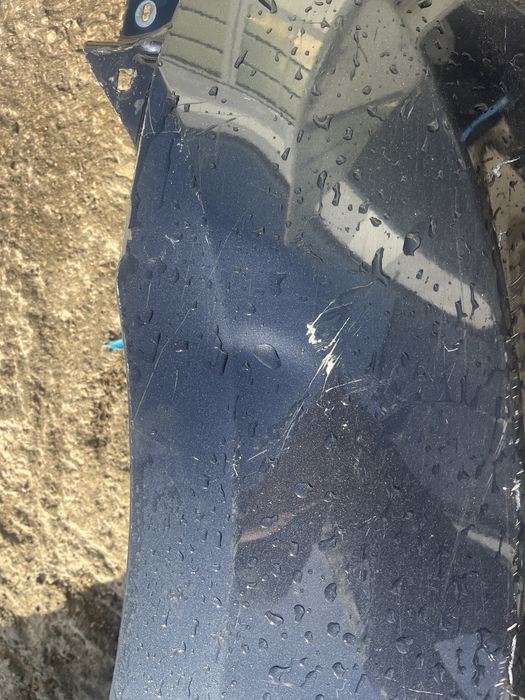 1 брой ляв и 2 броя десен калник Ford Ranger 4 (2015-2022)