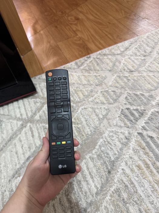 Продам телевизор LG