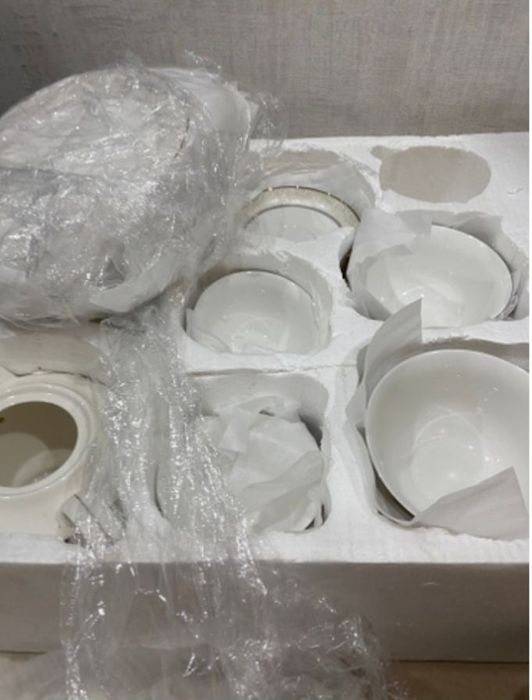 Продаю чайно-столовый сервиз