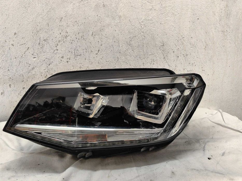 Оригинален фар Vw Caddy Led Bixenon