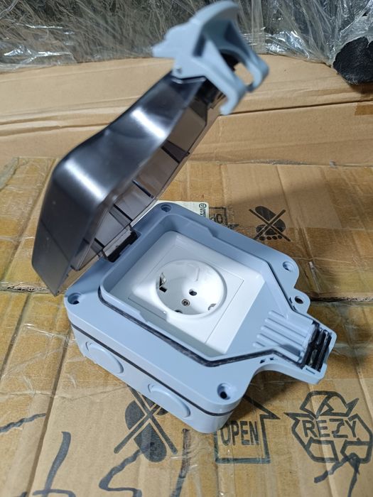 Розетка уличная IP66