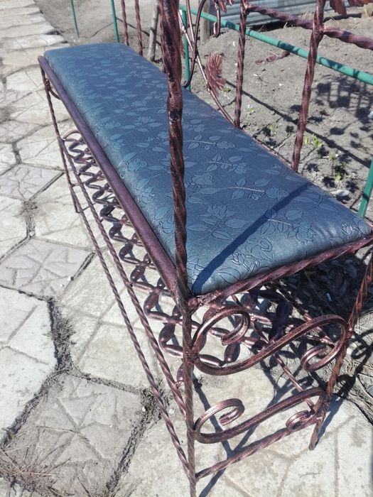 Прихожая. Кованые изделия