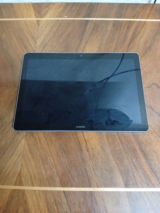Vând o Tableta Huawei Mediapad T3 10